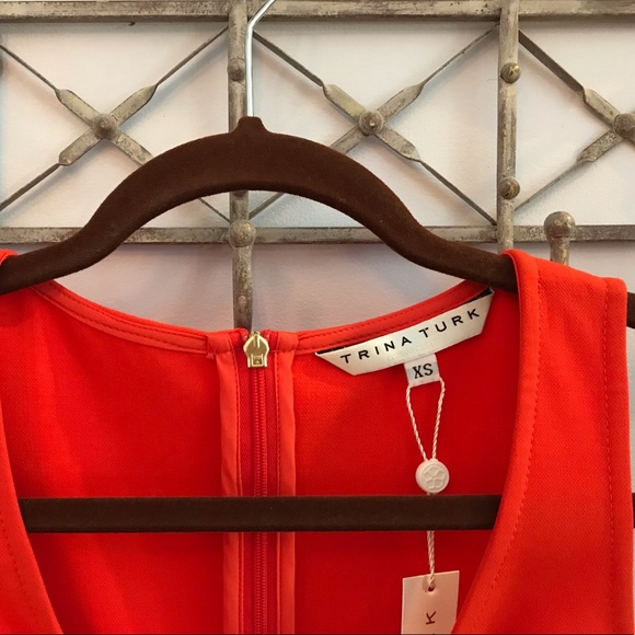 Trina Turk sleeveless peplum top XS - Picture 3 of 4